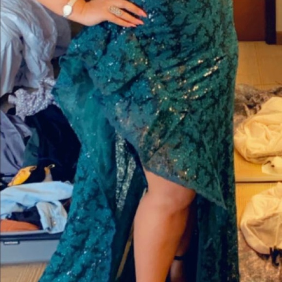 Gorgeous evening dress like new in perfect condition size 14 true to size - Picture 4 of 6